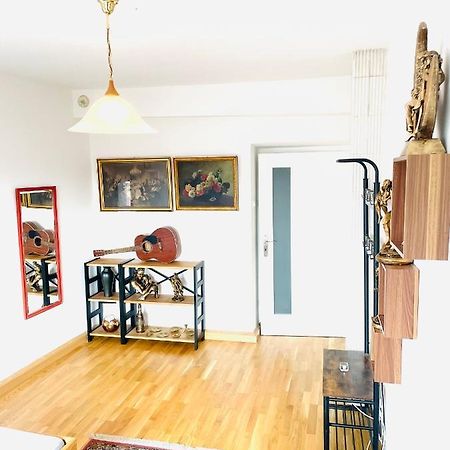 Room In City Center Near U6,U3 And Westbahnhof Vienna Esterno foto